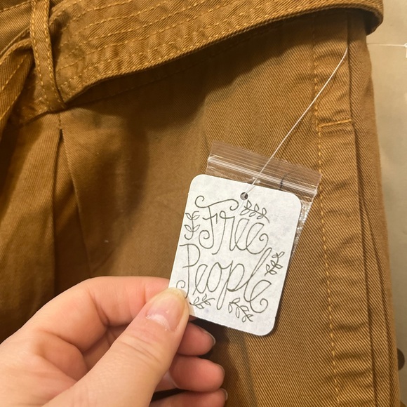 Free People Hi-Waisted Pegged 90's Pant - Picture 9 of 12